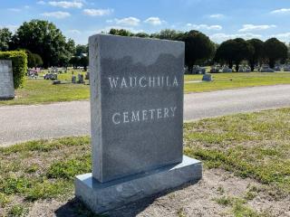 Wauchula cemetery head stone